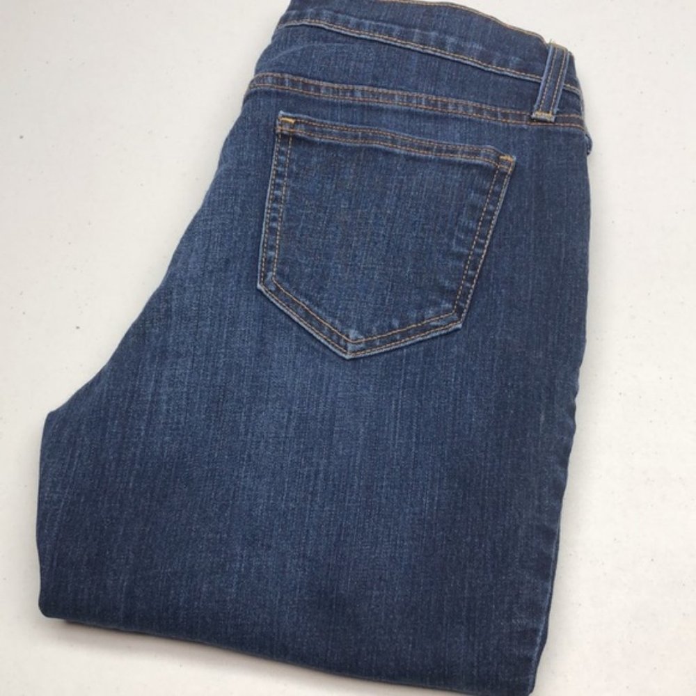 LIKE NEW OLD NAVY THE SWEETHEART SLIM TAPERED JEANS 6/28x30 ⭐